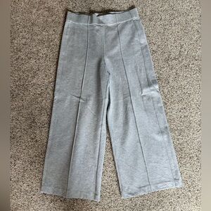 Gray Jones & Co Wide-Leg cropped Pants